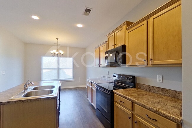 Photo - 7071 Shadesbrook Dr