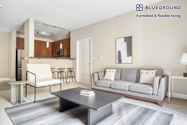 2201 Bridgepointe Pkwy Unit SI FL2-ID713