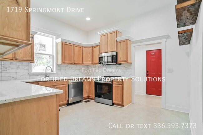 1719 Springmont Dr