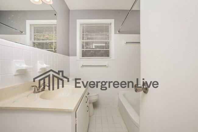 Photo - 1454 Fork Ave