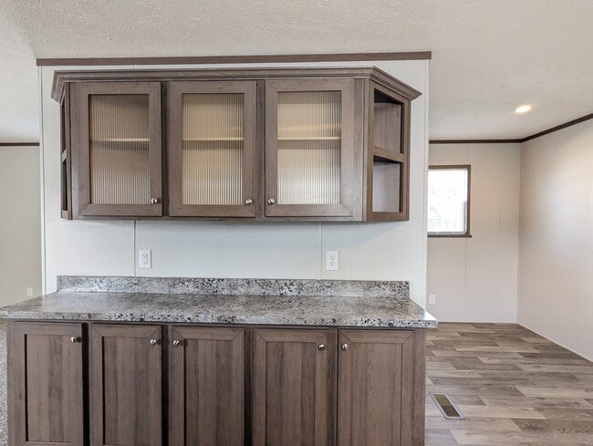 Photo - 46000 Geddes Rd