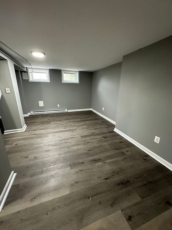 Photo - 7403 Dunmanway, 3