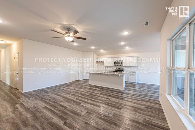 Photo - 916 E Bunting St