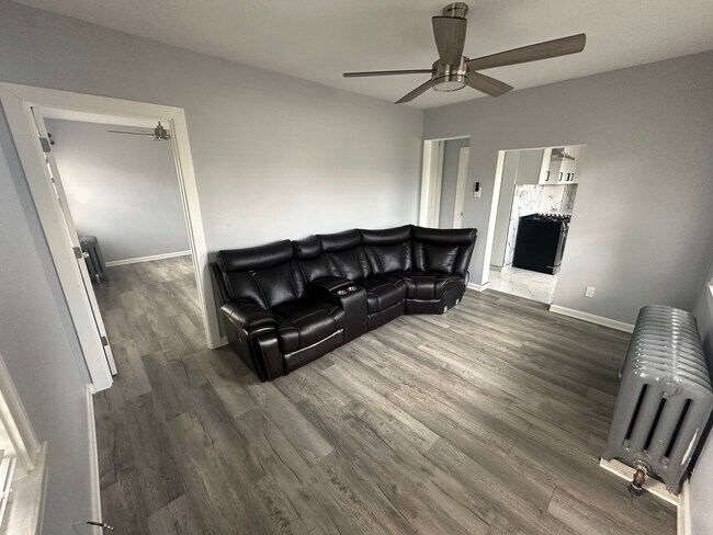 Photo - 6 S Monterey Ave