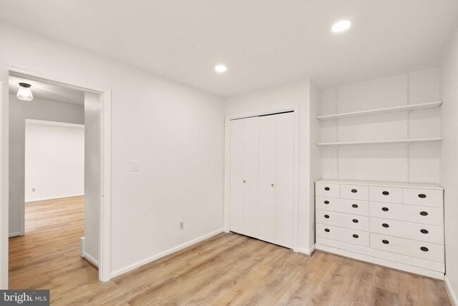 Photo - 8330 Wickham Rd