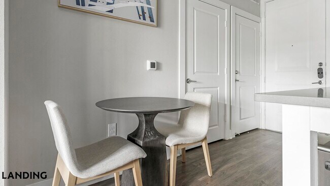 Photo - 1900 Airport Commerce Dr Unidad 2207