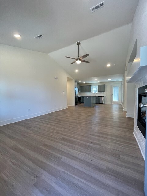 Photo - 57 Eriboll Ln