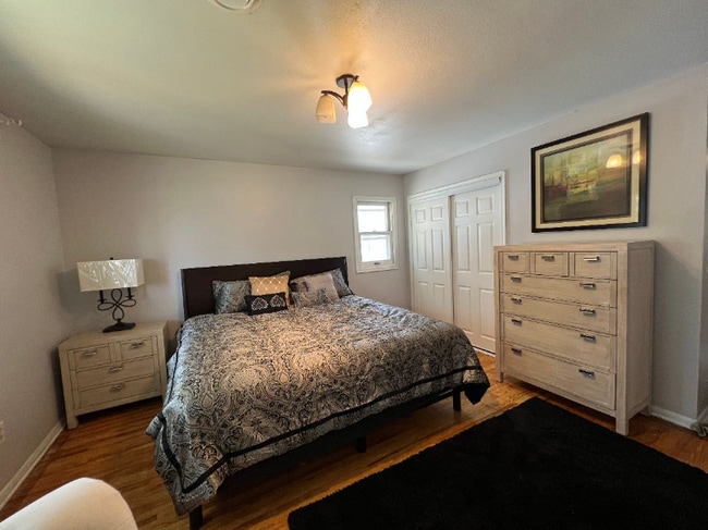 Photo - 7633 Bloomington Ave S