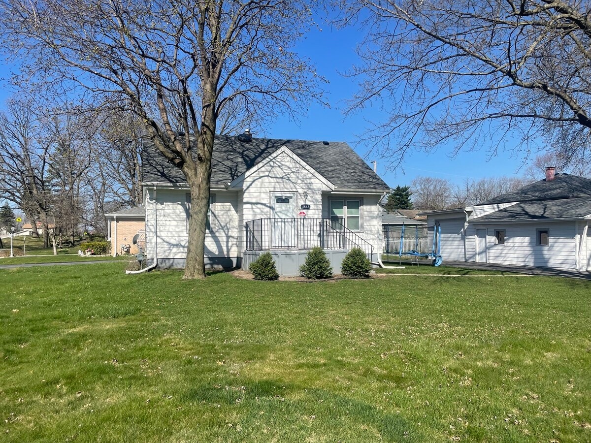 Photo - 11668 S Laporte Ave