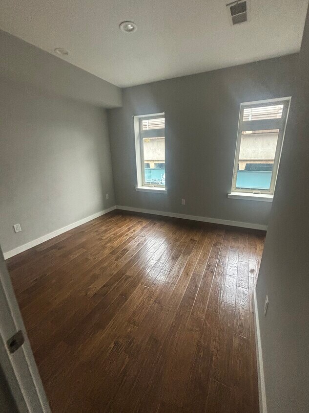 Photo - 2235 N Front St (Philadelphia, PA)