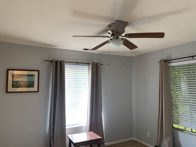 Photo - GO929-Lotti, Carole Kelly Unidad C