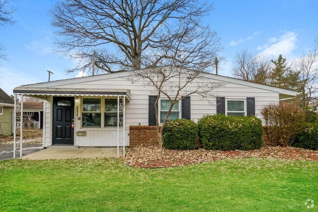 Building Photo - 4375 Ashgrove Dr Rental