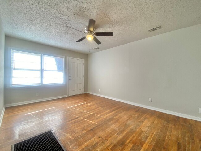 Photo - 2420 33rd St Unidad 2420 33rd Street - A