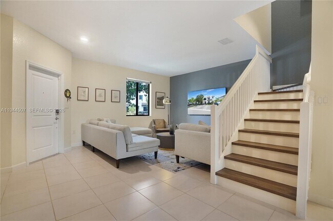 Photo - 20648 NE 7th Pl