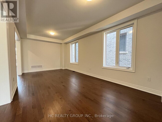 Photo - 79 Silk Twist Dr