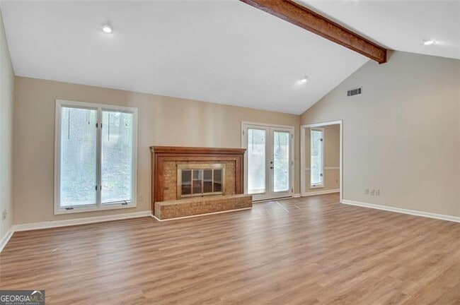 Photo - 2052 Old Forge Way