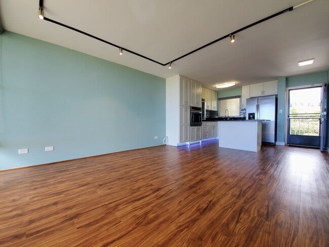 Building Photo - Available now | 2 Bedroom, 2 Bathroom with... Unit 5-1204
