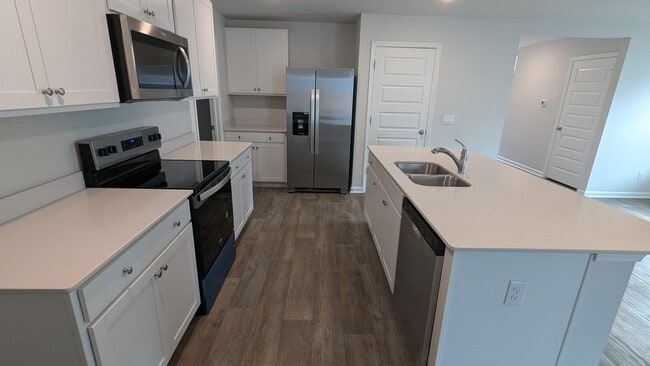 Photo - 104 Ellie Wy