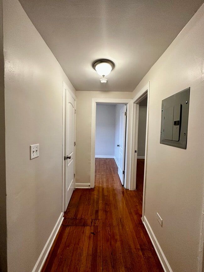 Photo - 4056 W Crystal St Unit 1