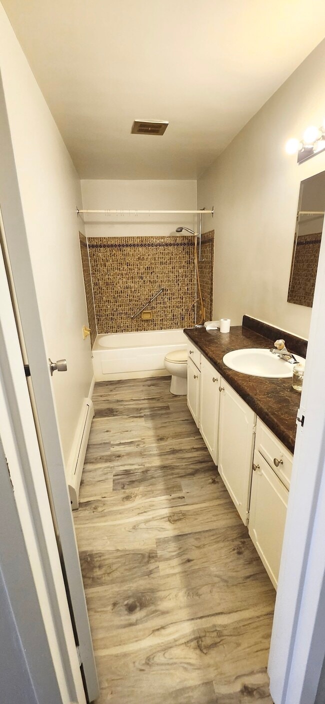 Photo - 145 Kemp Cres