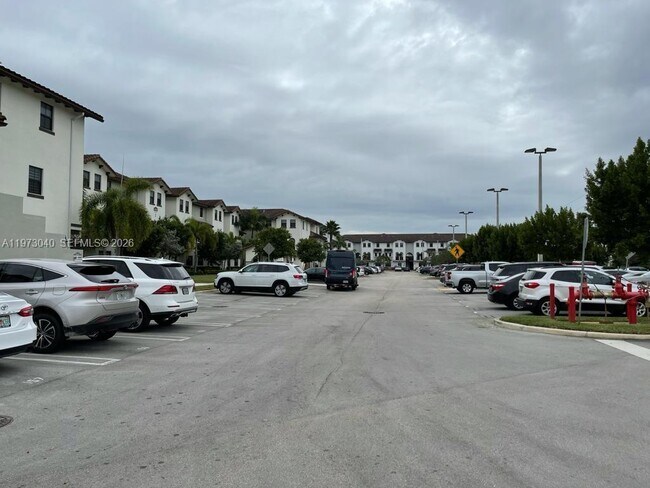 Photo - 10600 NW 88th St Unit 108