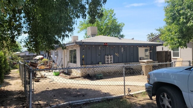 Building Photo - 605 El Tejon Ave Unit B Rental