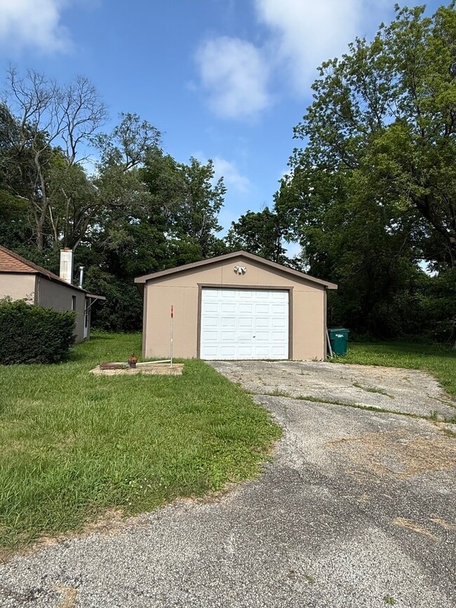 Photo - 39096 N Evergreen Ave