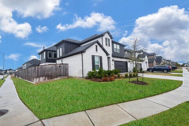 Photo - 9242 Dearborn Knoll Dr