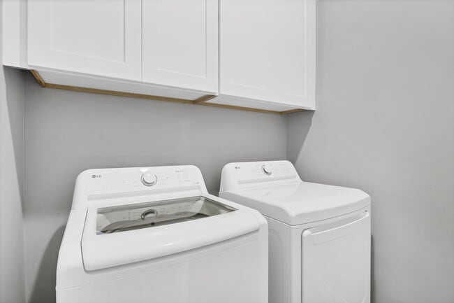 Photo - 7807 Chesebro Ave