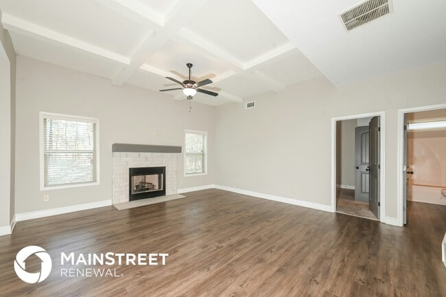 Photo - 837 Overlook Gln Dr