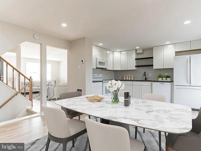 Photo - 6542 Birchleigh Way Townhome