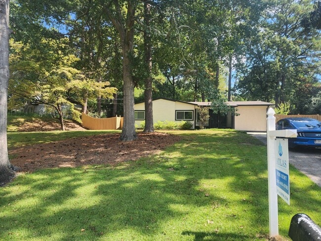 2121 Whiting Rd