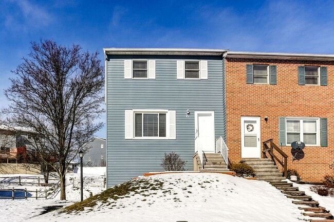3 Bedroom 1.5 bath home in Etters - 3 Bedroom 1.5 bath home in Etters