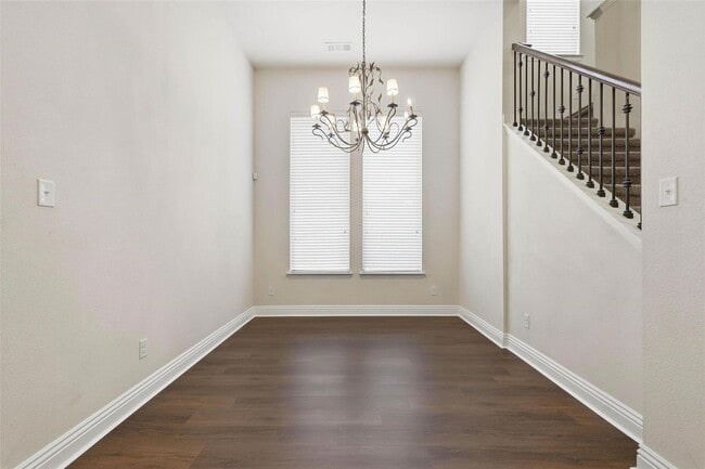 Photo - Spacious 5-Bedroom Living in the Heart of Willow Ridge Estates