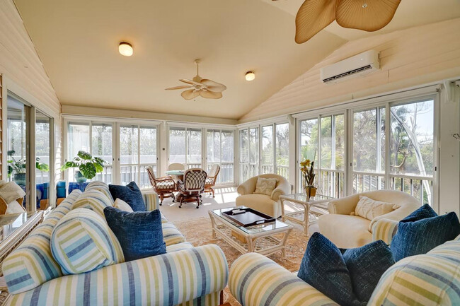 Photo - 4563 Brainard Bayou Rd Unit ID1385763P