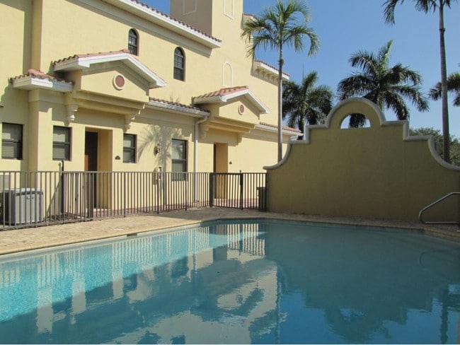 Photo - Tuscany Villas Condos