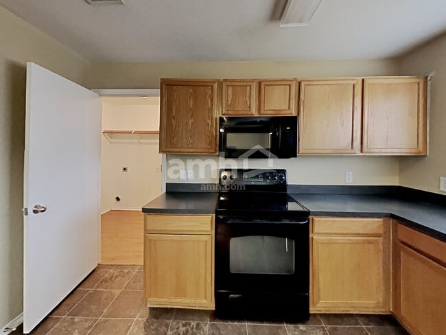 Photo - 1618 Withers Way