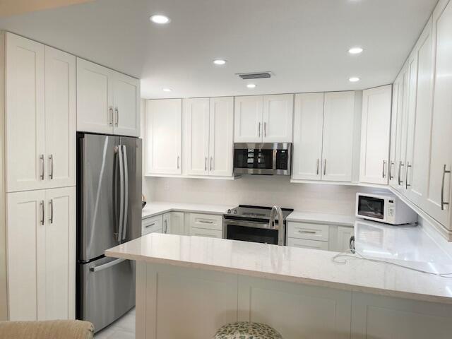 Photo - 3008 Fairway Dr N