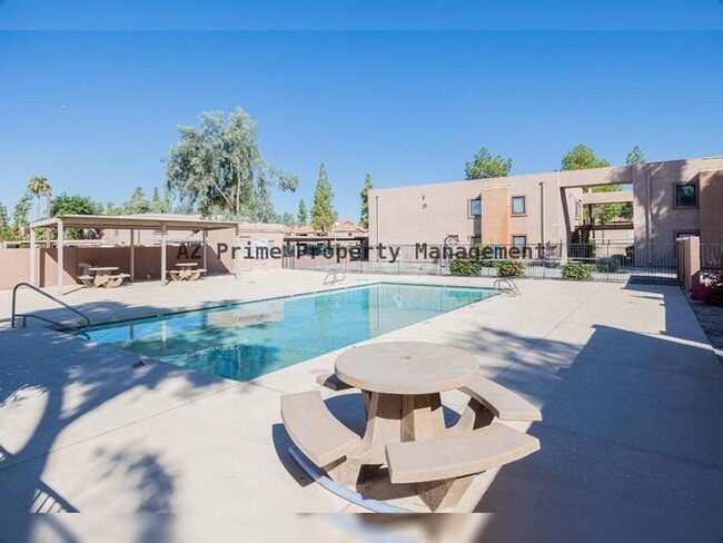 Photo - 330 S Beck Ave