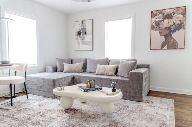 2016 Dunlavy St Unit 3