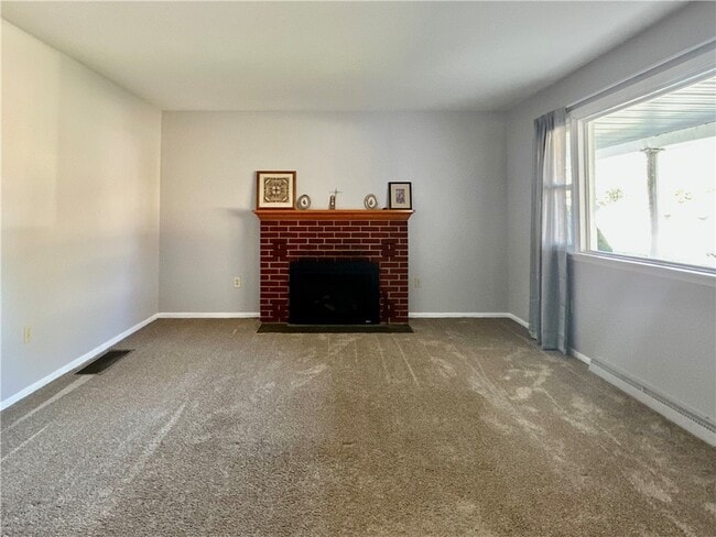 Photo - 406 Sharr Ave