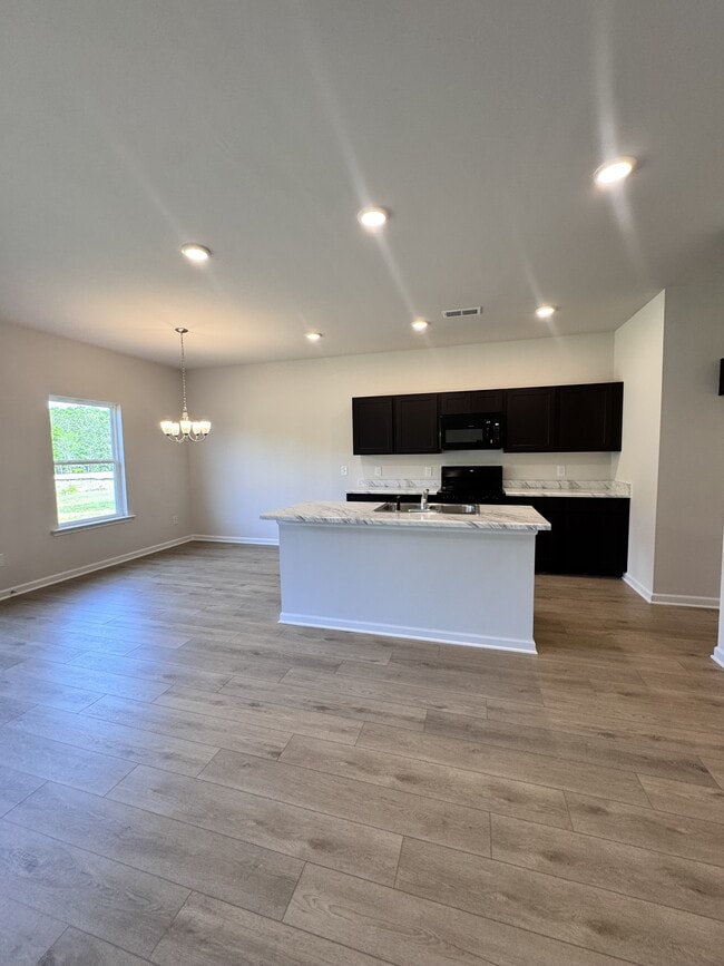 Photo - 3186 Sayers Rd