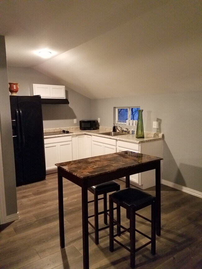 Photo - 353 Brahan Blvd