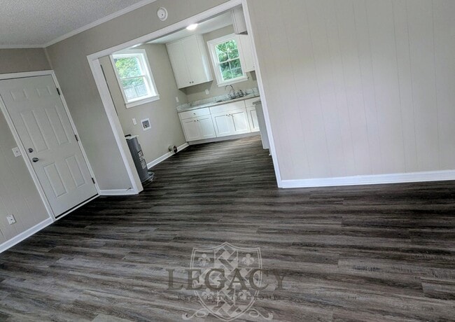 Photo - 1705 Evelyn Ave