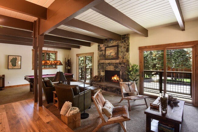 Photo - 1325 Canterbury Dr