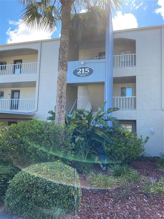 Building Photo - 215 Valencia Blvd Unit 303