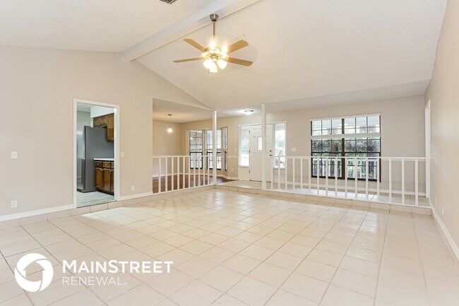 Photo - 450 Segovia Dr