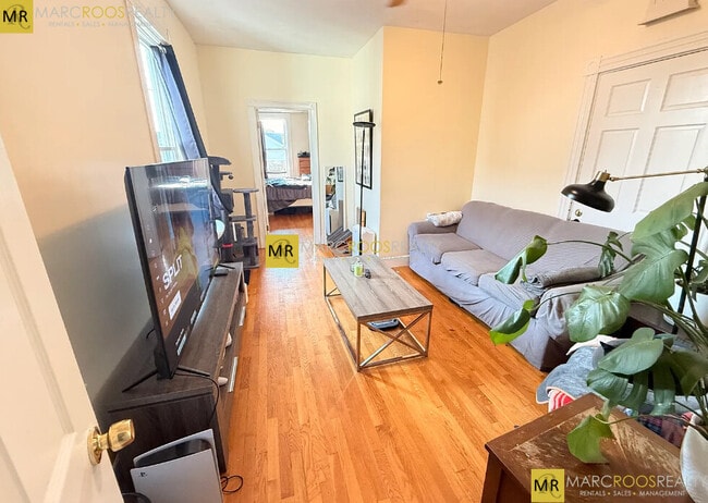 Photo - 202 Market St Unit 2