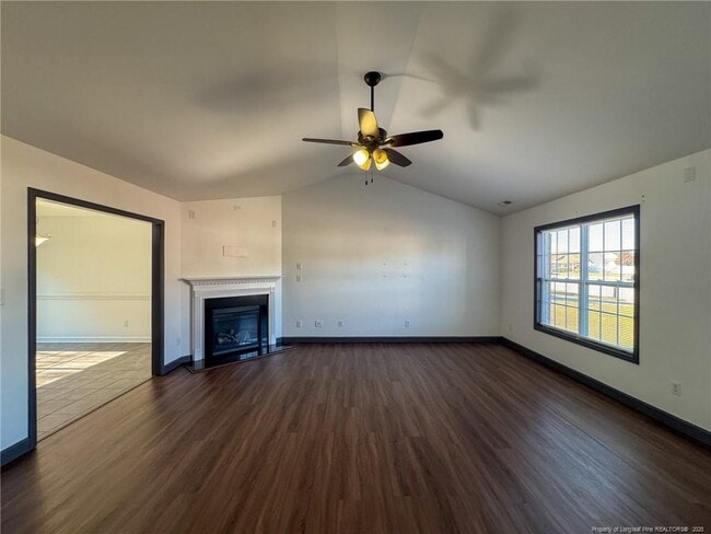 Photo - 142 Crestwood Ln