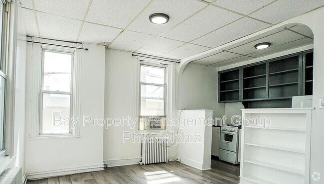 Building Photo - 1649 Allengrove St Unit 2R Rental